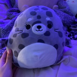 Walrus squishmallow